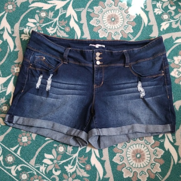 YMI Pants - YMI  Wanna Bettet Butt Denim Short.